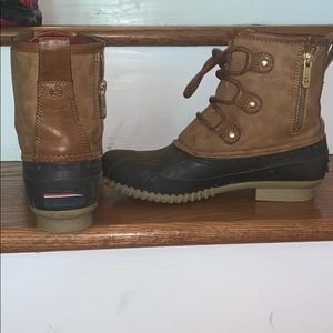 L.L BEAN LOOK ALIKE DUCK BOOTS